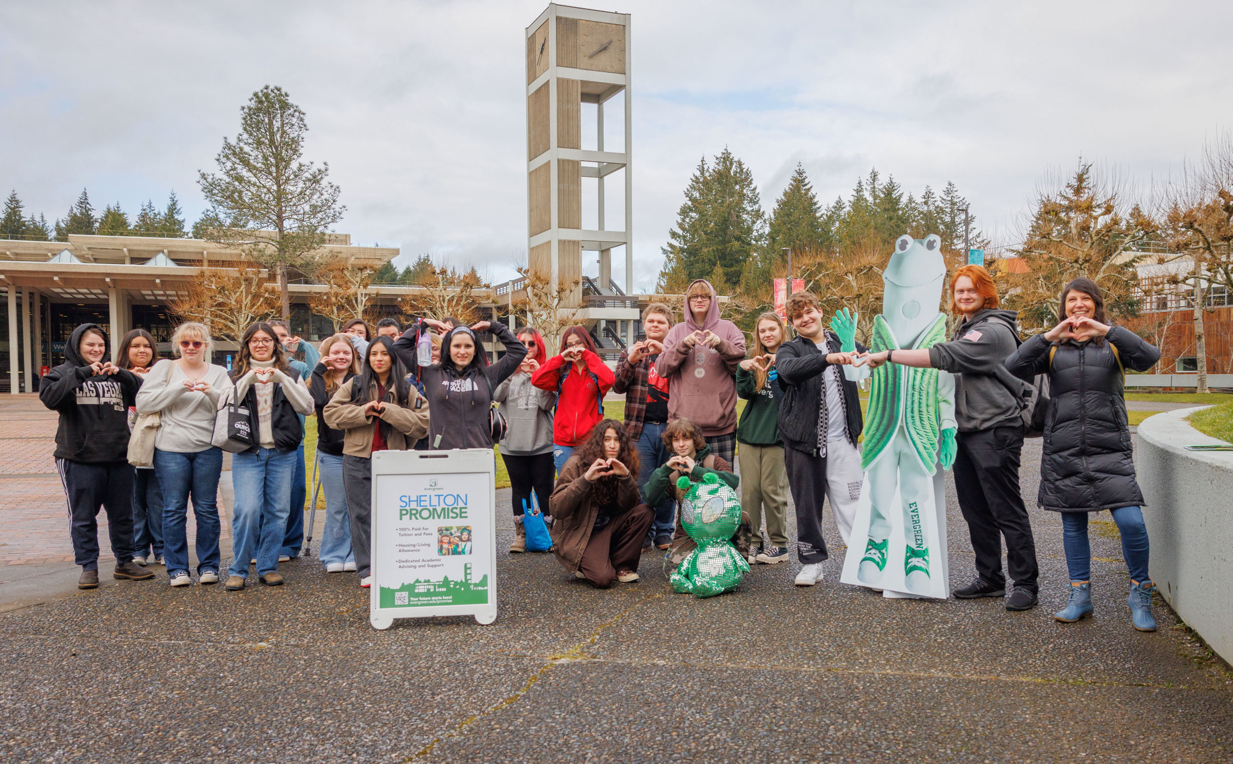 Students from Shelton School District Visit Campus